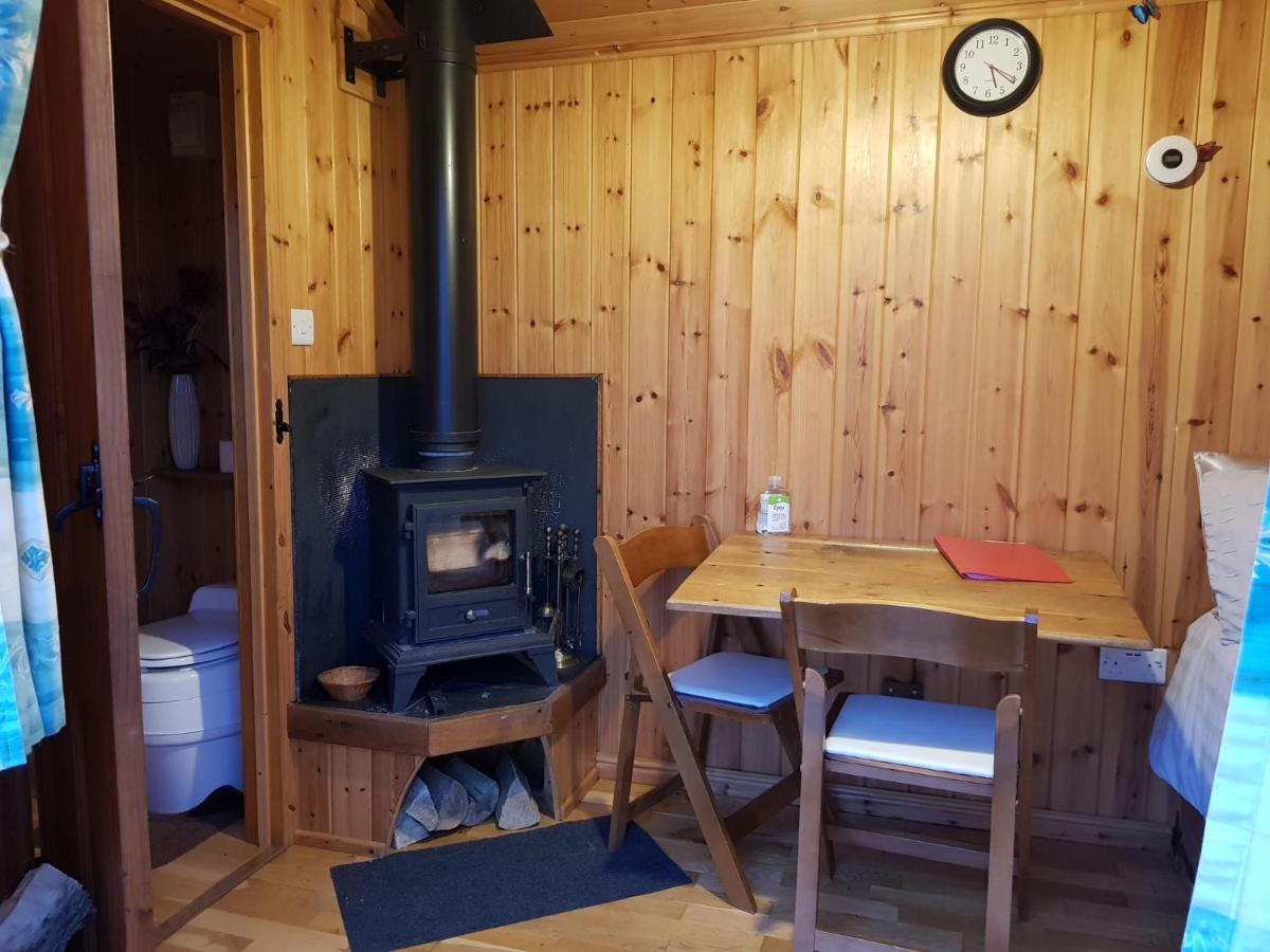 Eco Accommodation Cornflower Holiday Крейвън Армс Екстериор снимка